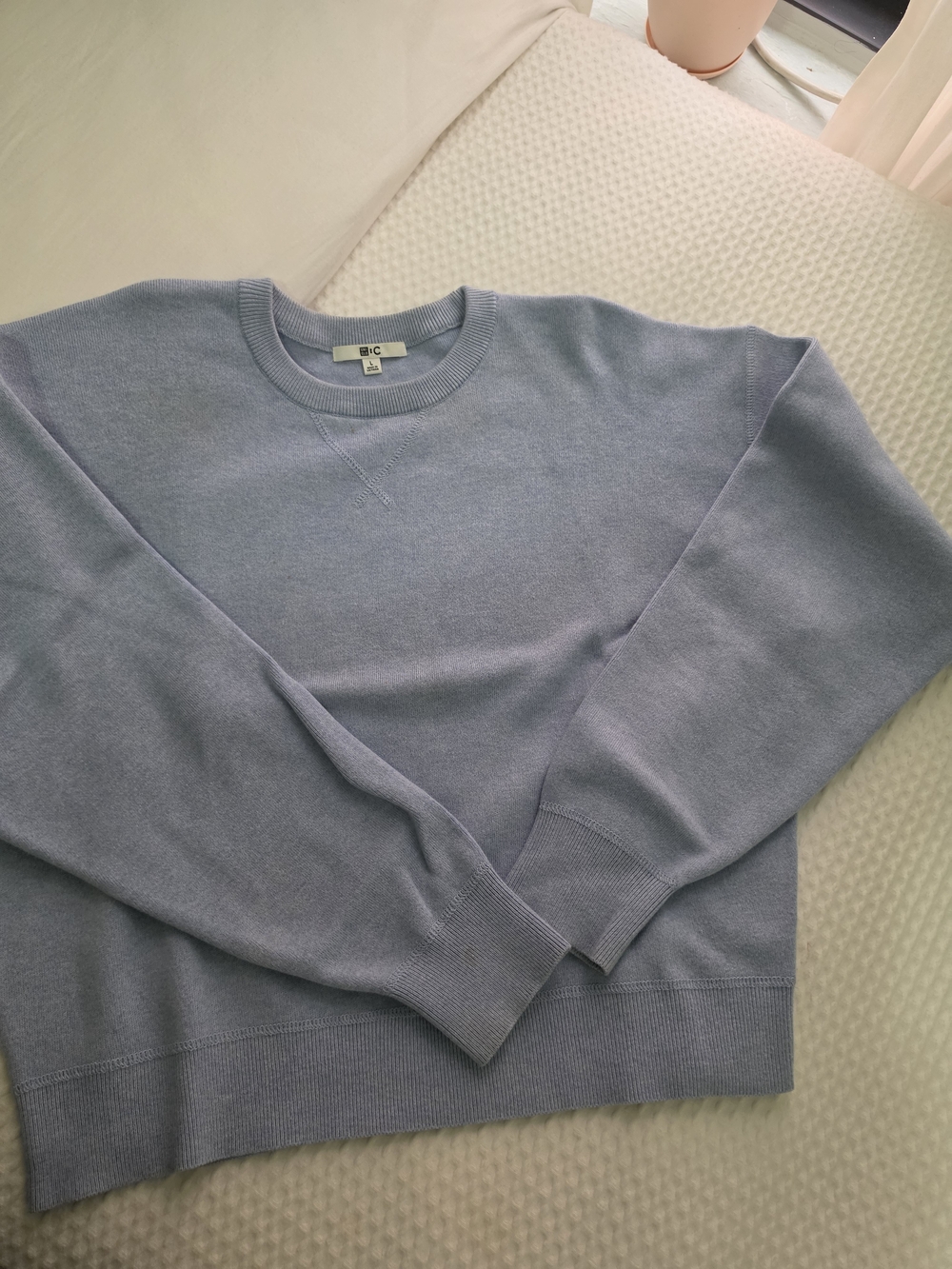 UNIQLO : C 100% Cotton Blue Crewneck Sweatshirt L